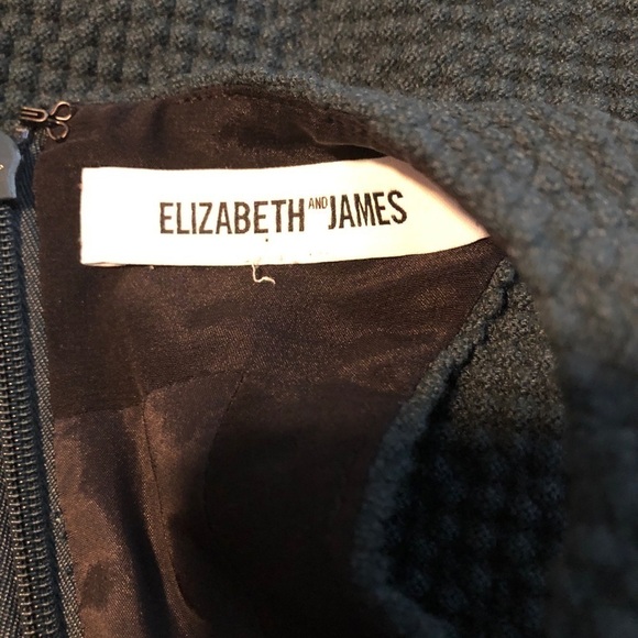 Elizabeth and James Sleeveless Dress - Picture 5 of 7